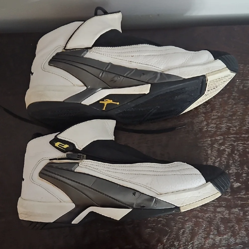 Nike Air Jordan Jumpman Swift 6 - Black, White, And Gray Men's Sneakers - Picture 12 of 16